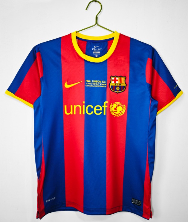 BARCELONA 2010/11 HOME